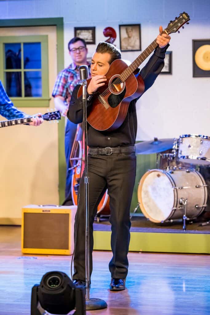 JohnnyCash MillionDollarquaret branson