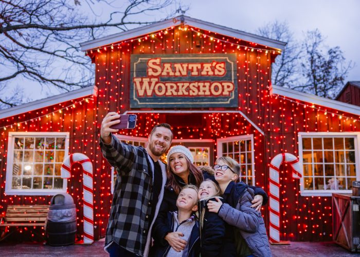 santasworkshop family